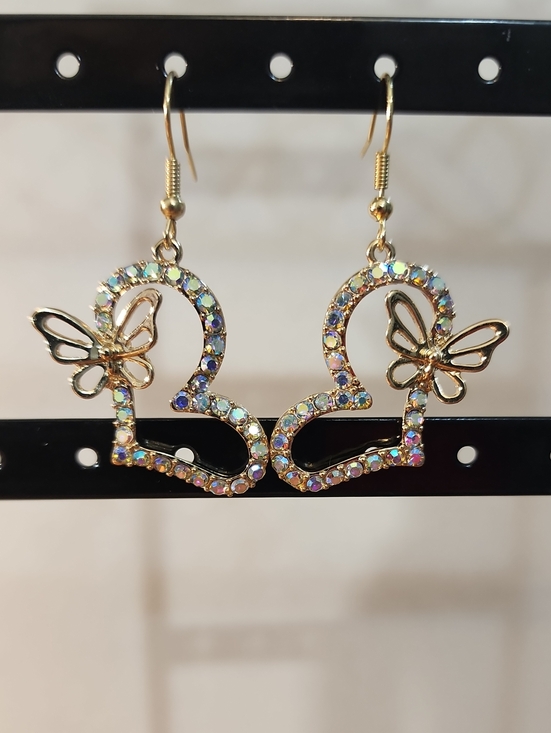 beautifulbecause of you Jewelry - 2pcs Rhinestone Heart & Butterfly Decor Earrings Valentines, Mom, Mother,